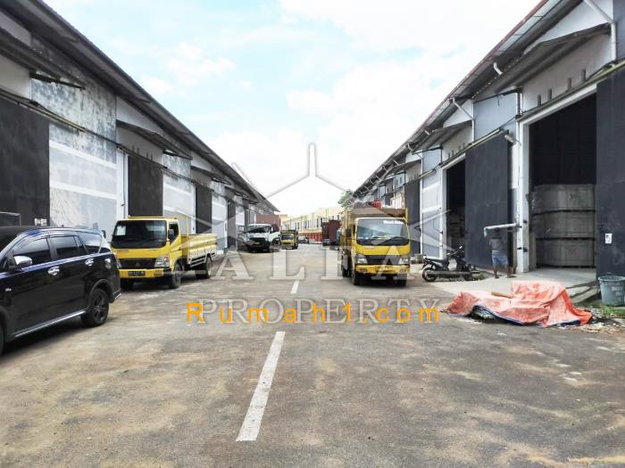 Foto Gudang dijual di A Yani Bizpark, Gudang Id: 5384