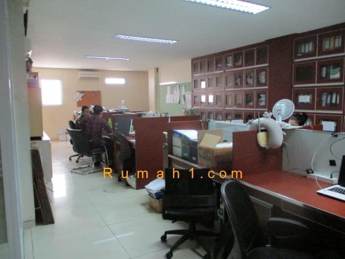 Foto Kantor dijual di Kebayoran Lama, Kantor Id: 5865