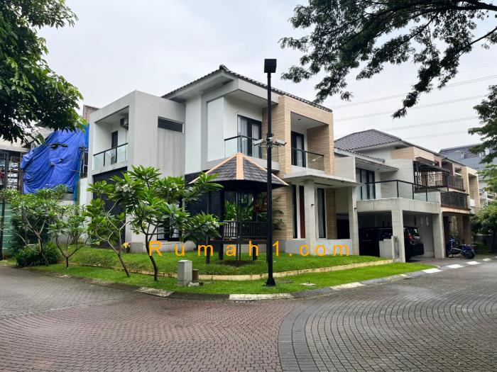 Foto Rumah dijual di Kebayoran Essence, Rumah Id: 6322