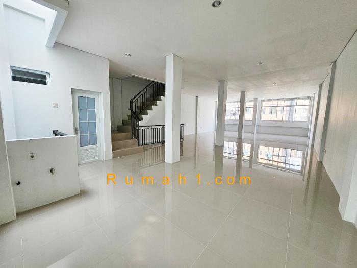 Foto Ruko dijual di Keagungan, Taman Sari, Ruko Id: 6365