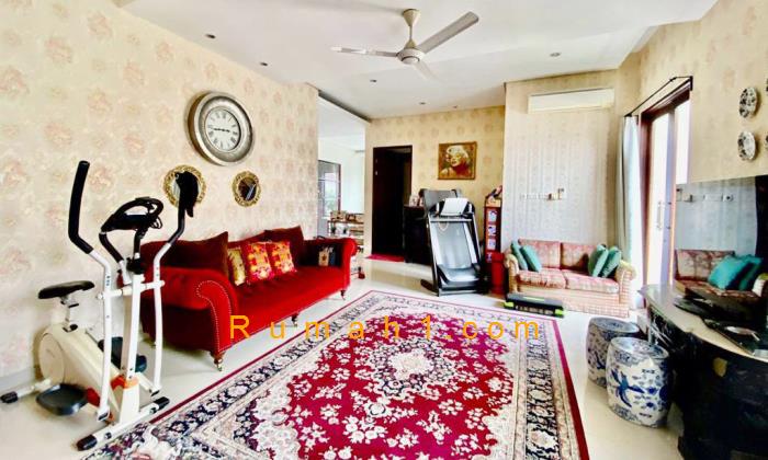 Foto Rumah dijual di Townhouse Rumah 7 Residen, Rumah Id: 6411