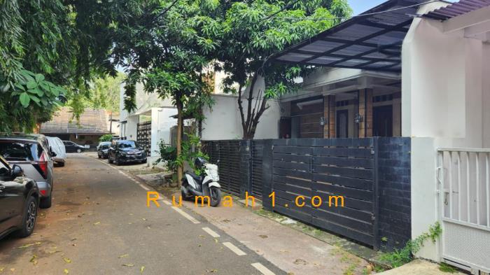 Foto Rumah dijual di Bendungan Hilir, Rumah Id: 6772